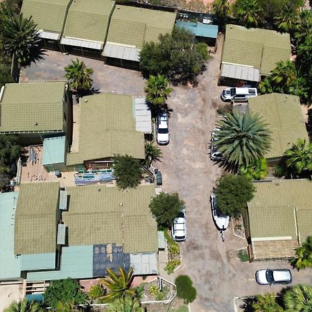 Wildsights Villas Denham Exterior photo