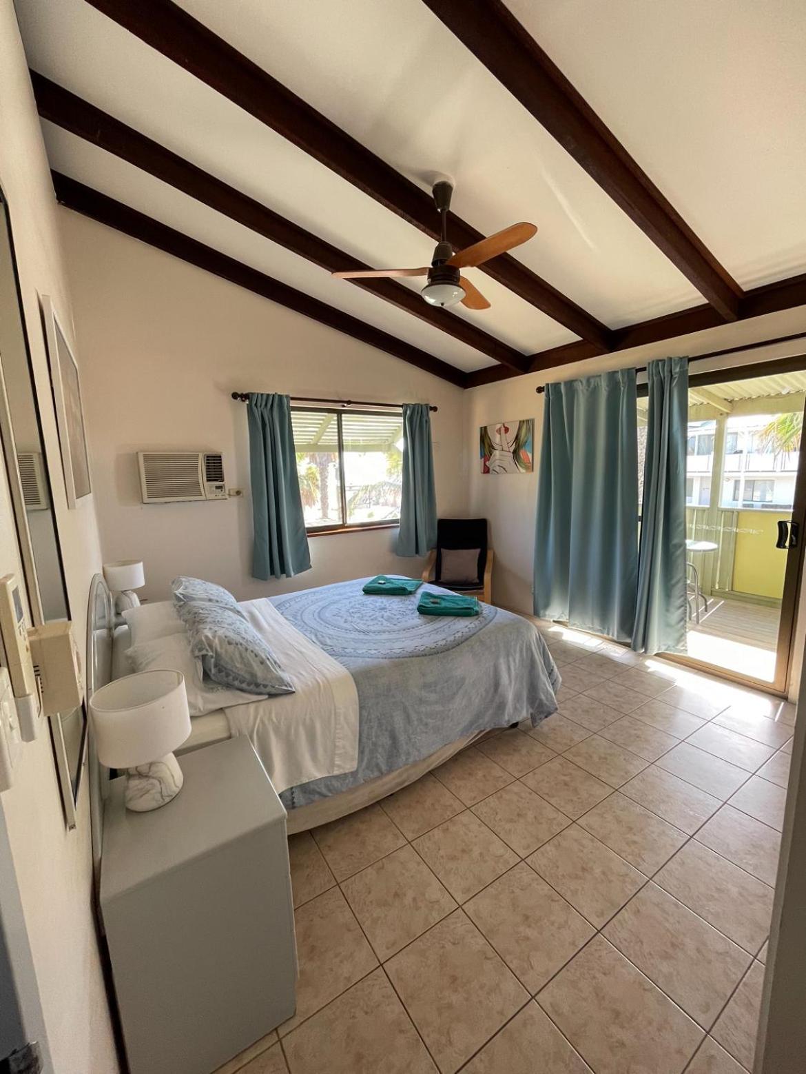 Wildsights Villas Denham Exterior photo