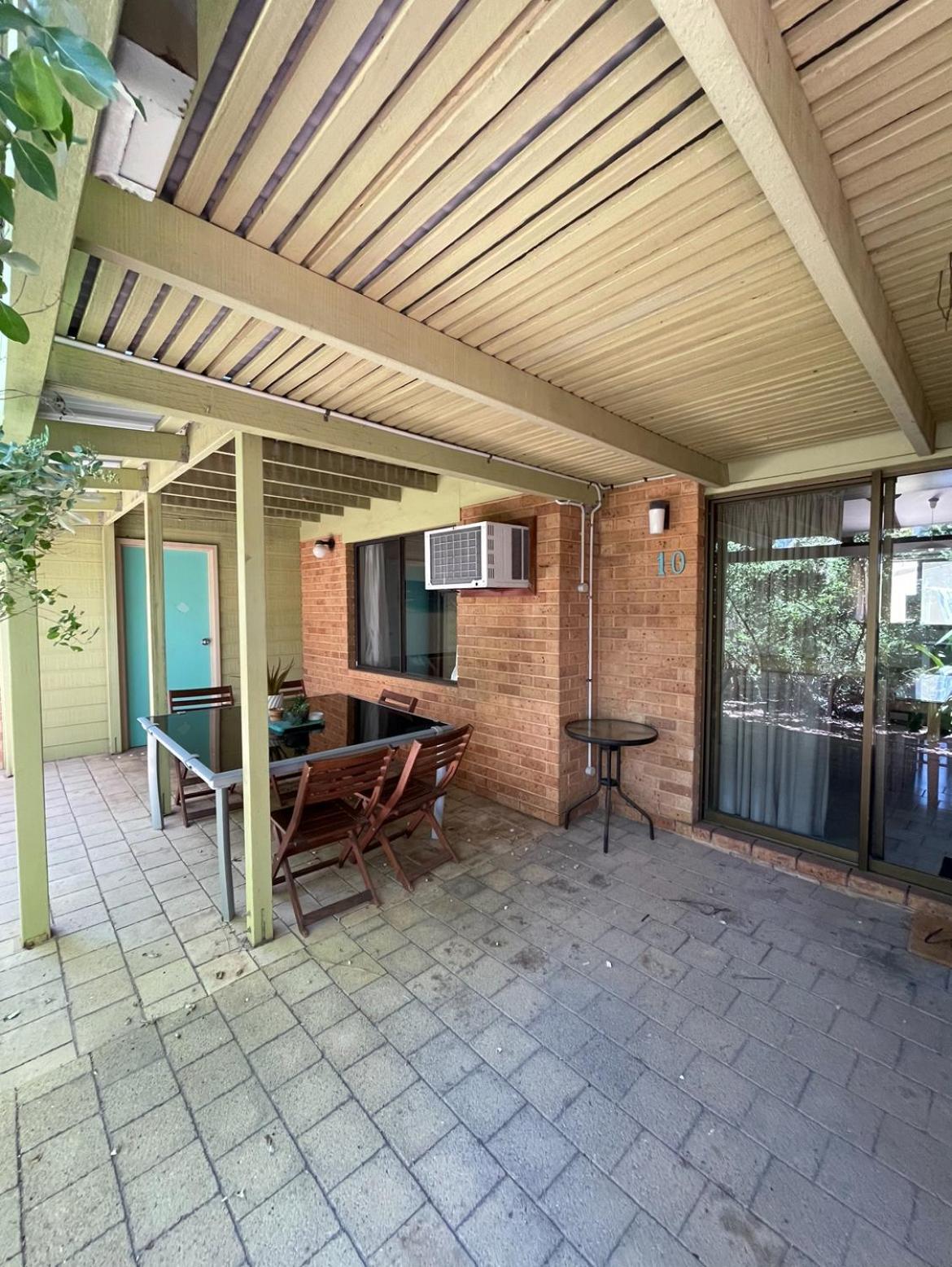 Wildsights Villas Denham Exterior photo